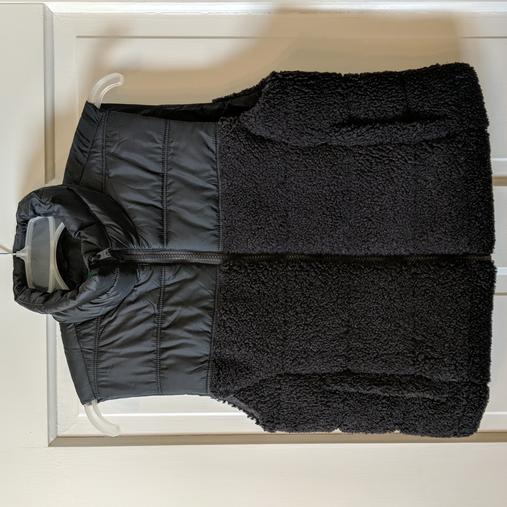 Aeropostale Vest Medium, black